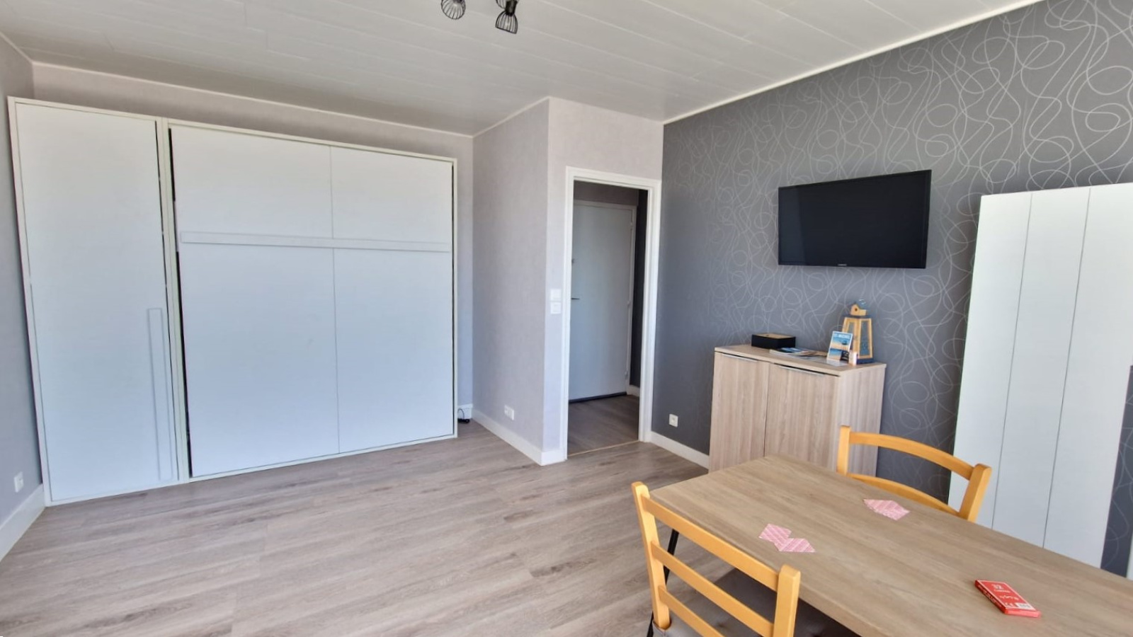 Image_, Studio, Saint-Michel-Chef-Chef, ref :STUD 02456